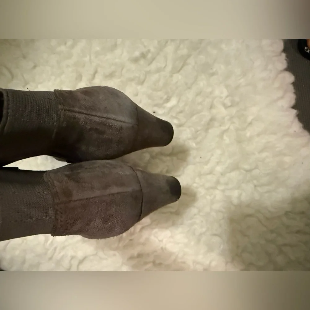 Clarks Rosepoint Bell Side Zip Wedge Ankle Bootie Brown Suede